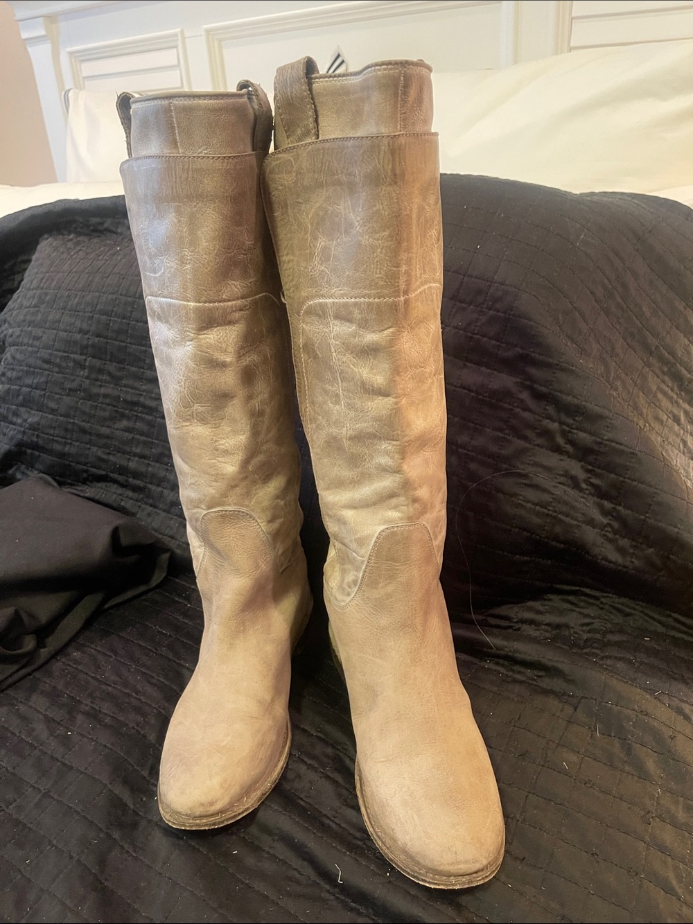 Frye taupe leather tall boots guc 8.5 m